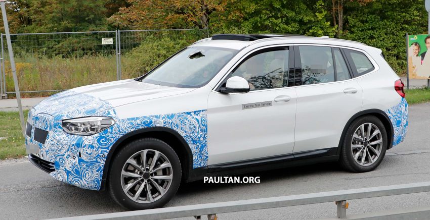 SPYSHOTS: BMW iX3 spotted road-testing again 856645