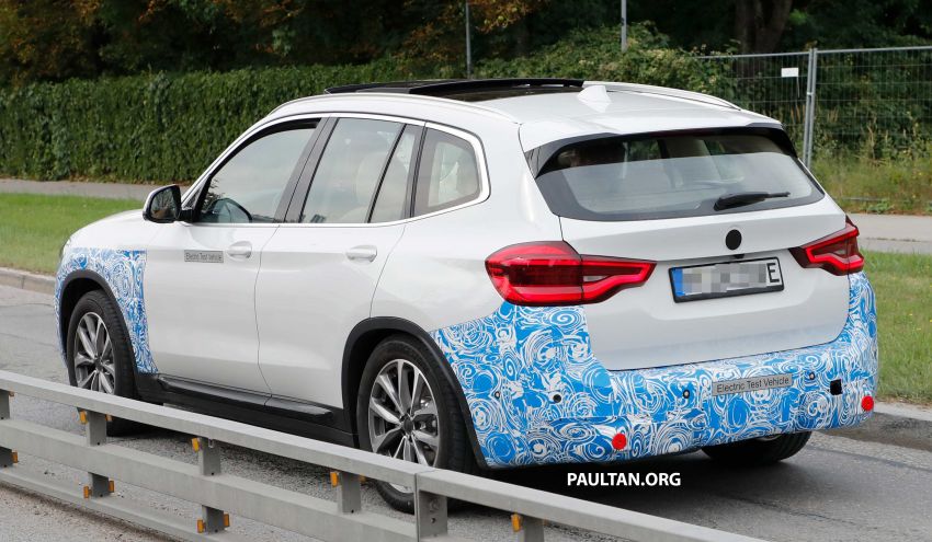 SPYSHOTS: BMW iX3 spotted road-testing again 856648