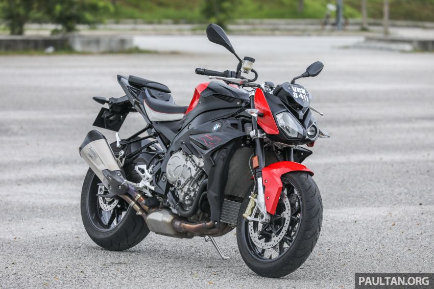 REVIEW: BMW S1000RR vs S1000R vs S1000XR – which four-cylinder Motorrad is the one for you? 846315