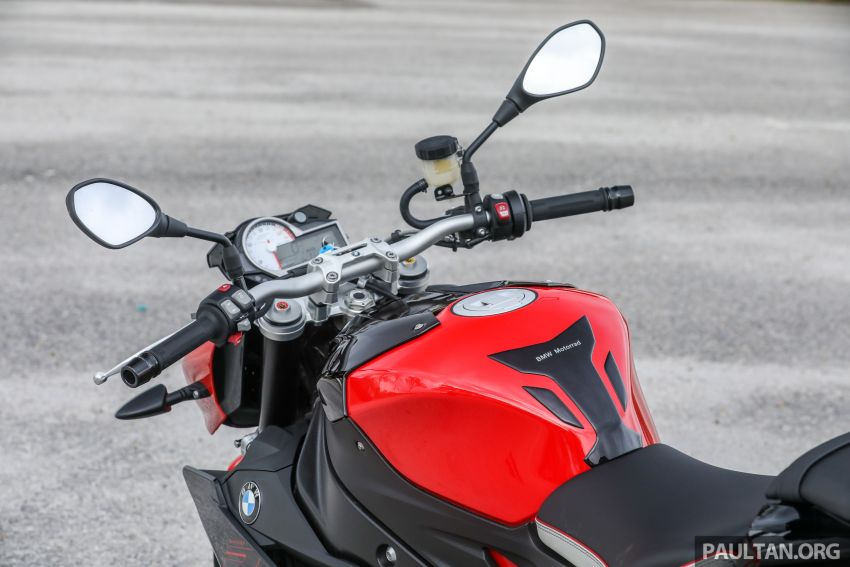 REVIEW: BMW S1000RR vs S1000R vs S1000XR – which four-cylinder Motorrad is the one for you? 846377
