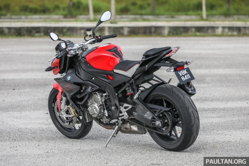 REVIEW: BMW S1000RR vs S1000R vs S1000XR – which four-cylinder Motorrad is the one for you? 846321