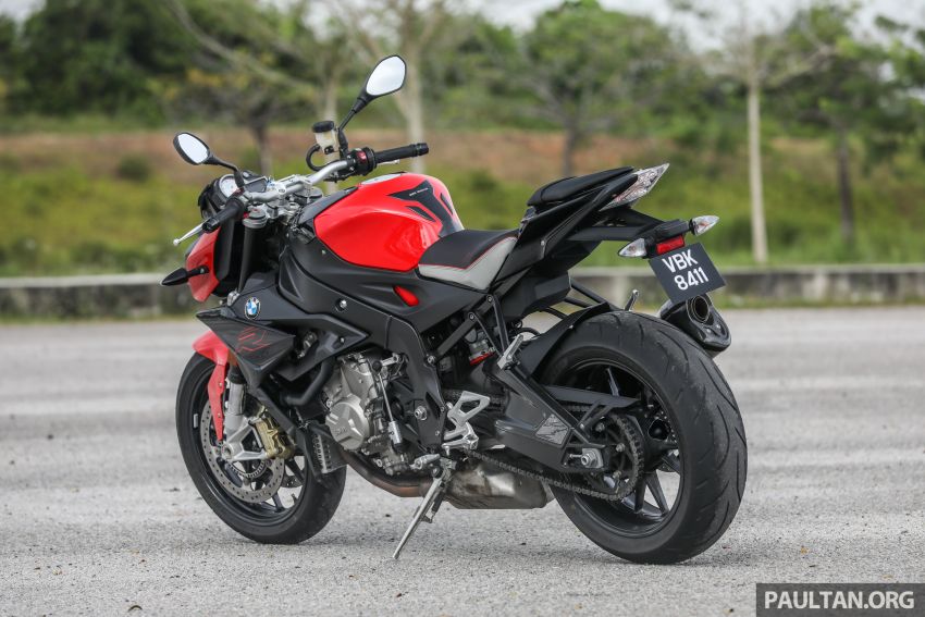 REVIEW: BMW S1000RR vs S1000R vs S1000XR – which four-cylinder Motorrad is the one for you? 846322