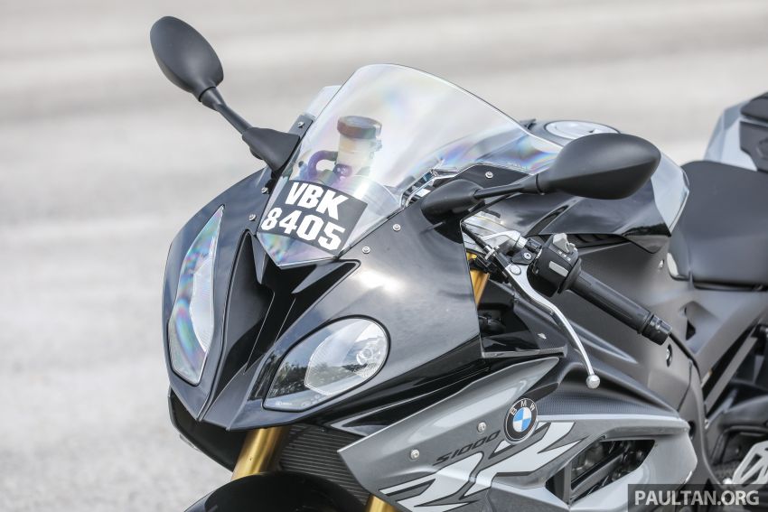 REVIEW: BMW S1000RR vs S1000R vs S1000XR – which four-cylinder Motorrad is the one for you? 846266