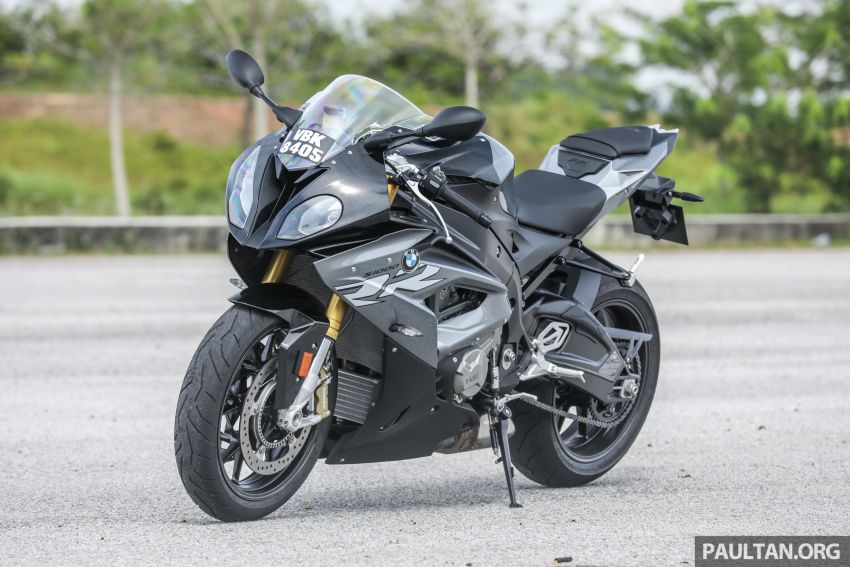 REVIEW: BMW S1000RR vs S1000R vs S1000XR – which four-cylinder Motorrad is the one for you? 846248