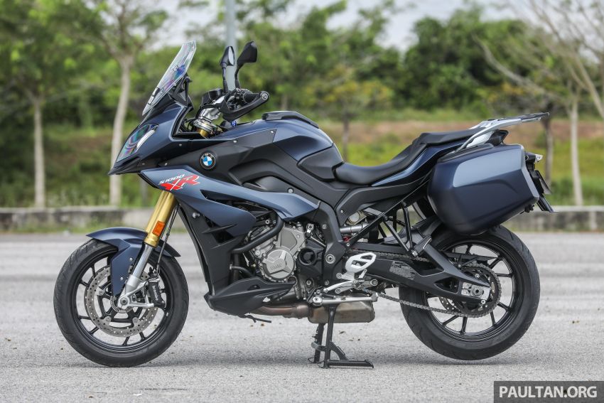 REVIEW: BMW S1000RR vs S1000R vs S1000XR – which four-cylinder Motorrad is the one for you? 846445