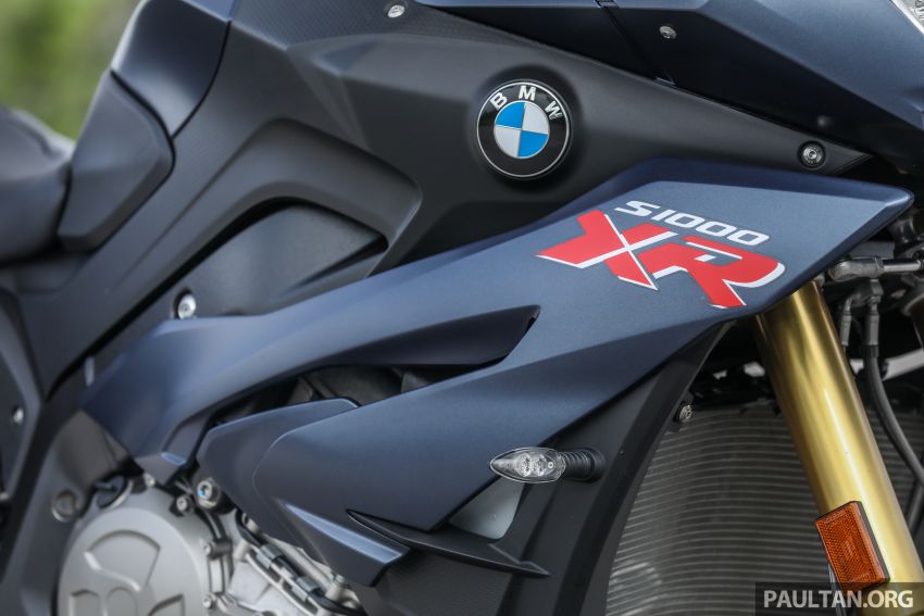 REVIEW: BMW S1000RR vs S1000R vs S1000XR – which four-cylinder Motorrad is the one for you? 846469