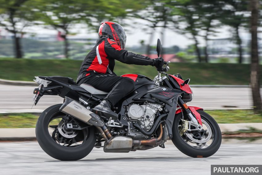 REVIEW: BMW S1000RR vs S1000R vs S1000XR – which four-cylinder Motorrad is the one for you? 846427