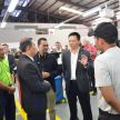 Proton lancar pusat 4S cawangan Jalan Kebun, Klang