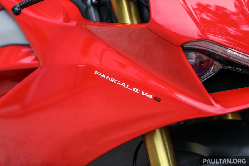 FIRST RIDE: 2018 Ducati Panigale V4 S – welcome to the new world, but is four pots better than two? 851517