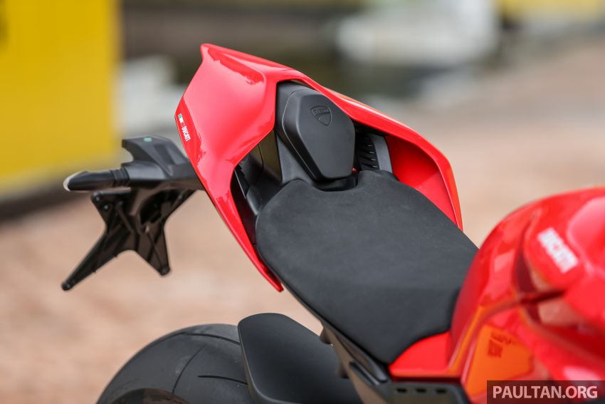 FIRST RIDE: 2018 Ducati Panigale V4 S – welcome to the new world, but is four pots better than two? 851523