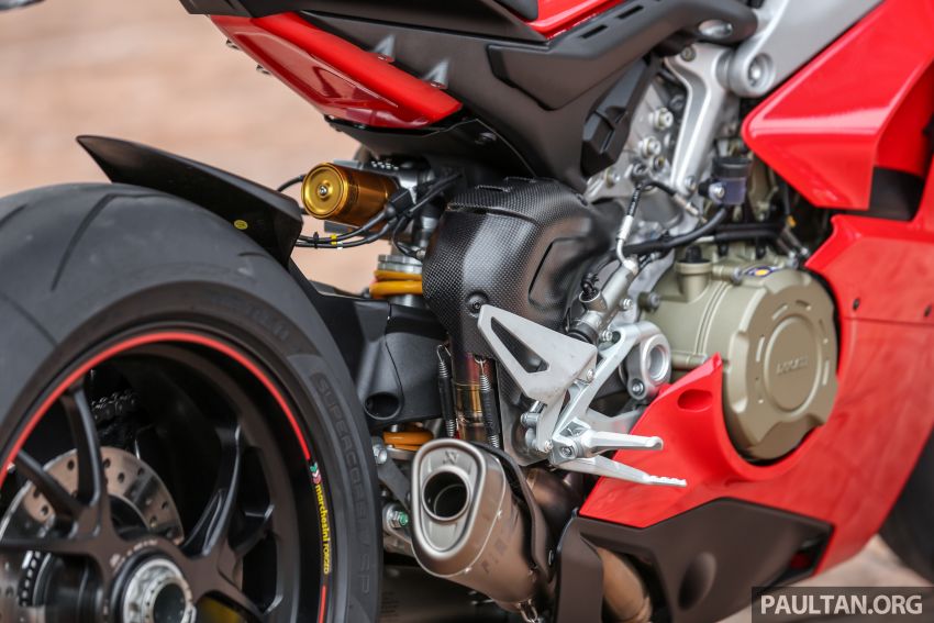 FIRST RIDE: 2018 Ducati Panigale V4 S – welcome to the new world, but is four pots better than two? 851533