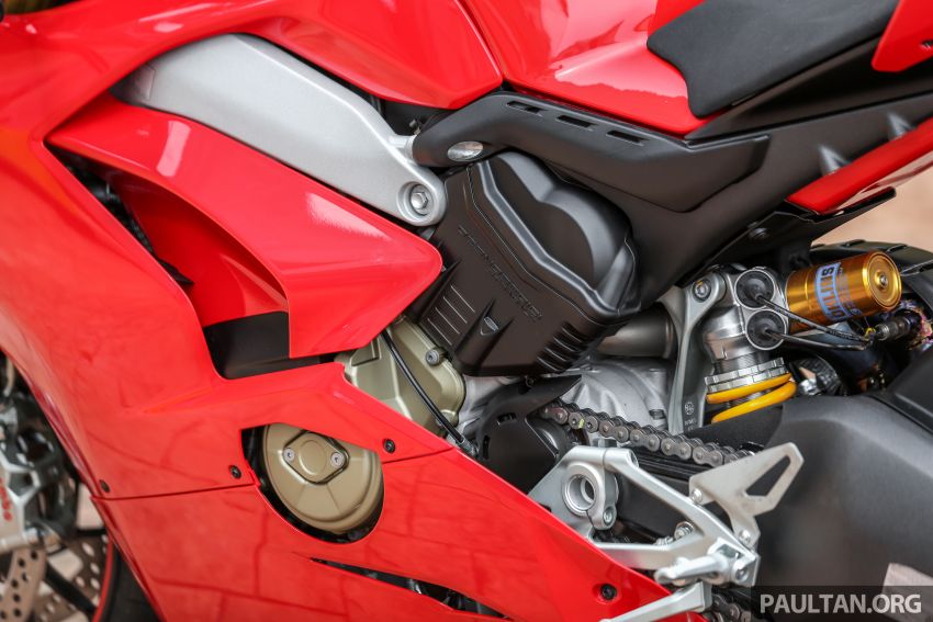 FIRST RIDE: 2018 Ducati Panigale V4 S – welcome to the new world, but is four pots better than two? 851543