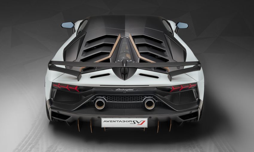 Lamborghini Aventador SVJ unveiled – only 900 units 855332