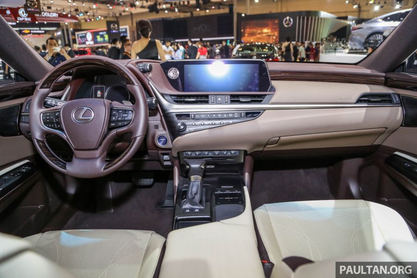 GIIAS 2018: New Lexus ES 300h launched in Indonesia 846550