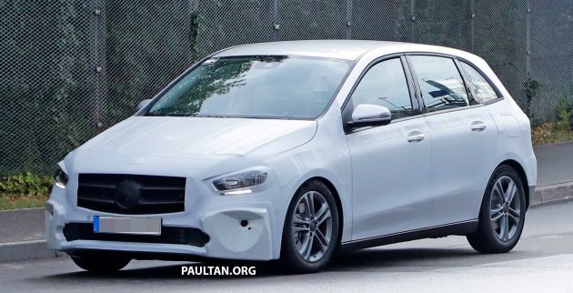 SPYSHOTS: W247 Mercedes-Benz B-Class seen again