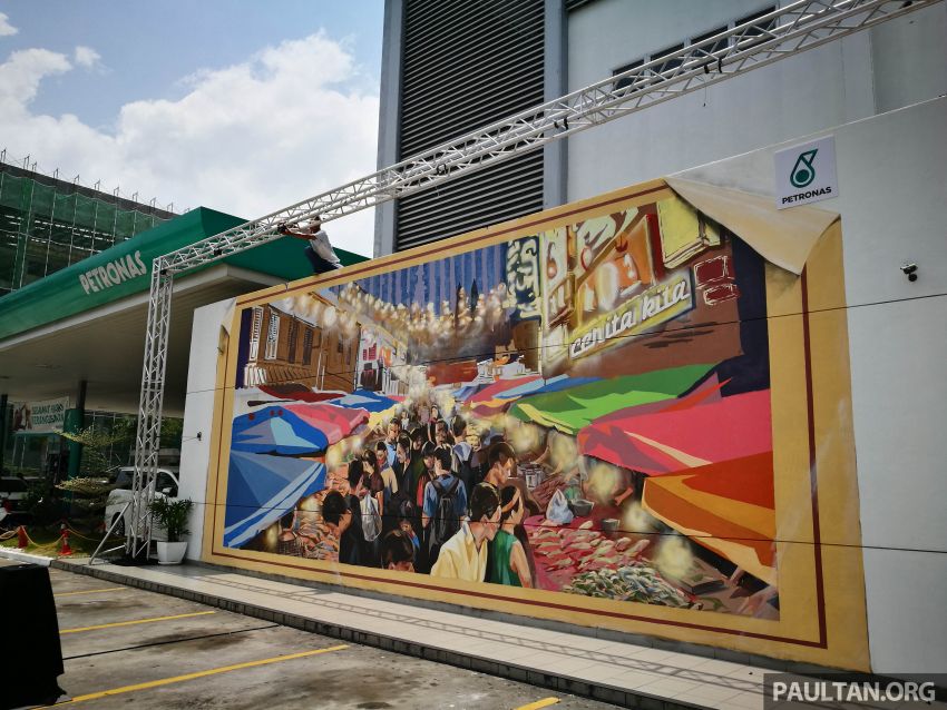 Petronas unveils <em>Cerita Kita</em> murals by MARA art students for National Day, Malaysia Day celebrations 855498