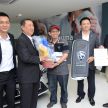 Proton lancar pusat 4S cawangan Jalan Kebun, Klang