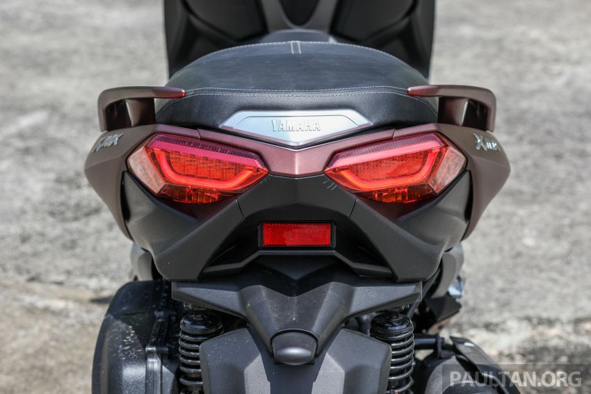REVIEW: 2018 Yamaha XMax 250 – scooterific fun 853636