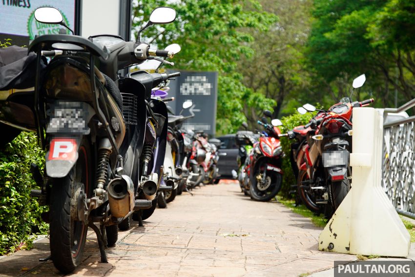 Subang Jaya cracks down on illegally parked bikes 847561
