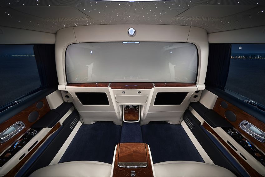 Rolls-Royce introduces Privacy Suite for the Extended Wheelbase Phantom – it’s a soundproof rear cabin! 857163