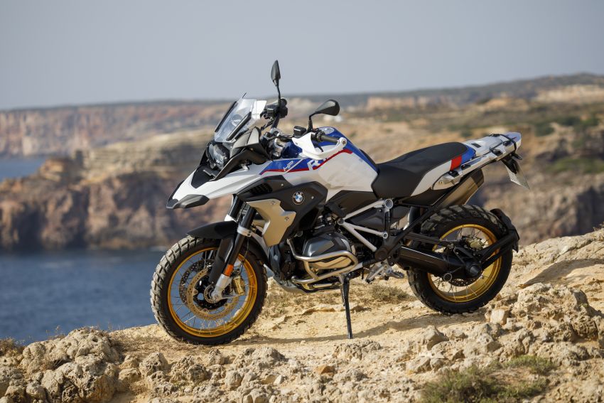 2019 BMW Motorrad R 1250 GS and R 1250 RT shown 861986