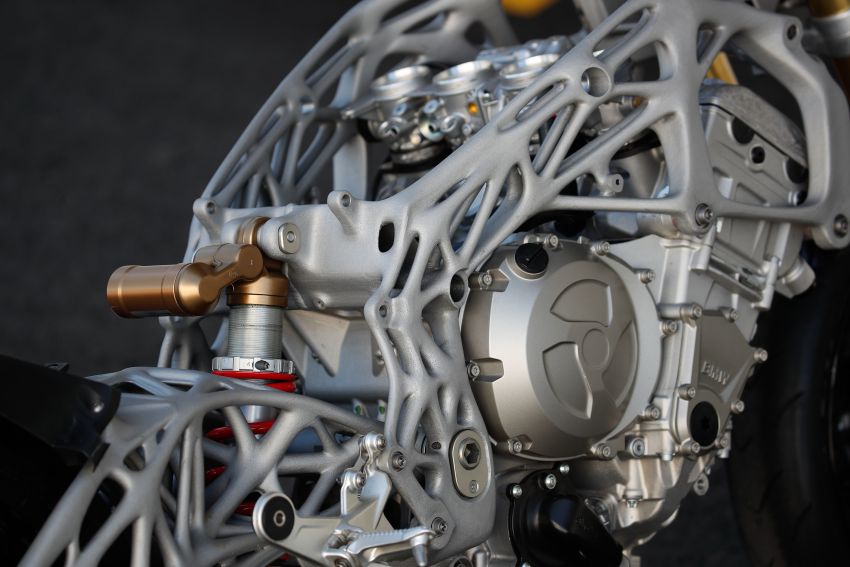 BMW tunjukkan R1200GS autonomous serta pelbagai teknologi terkini lain untuk motosikal di Perancis 860328