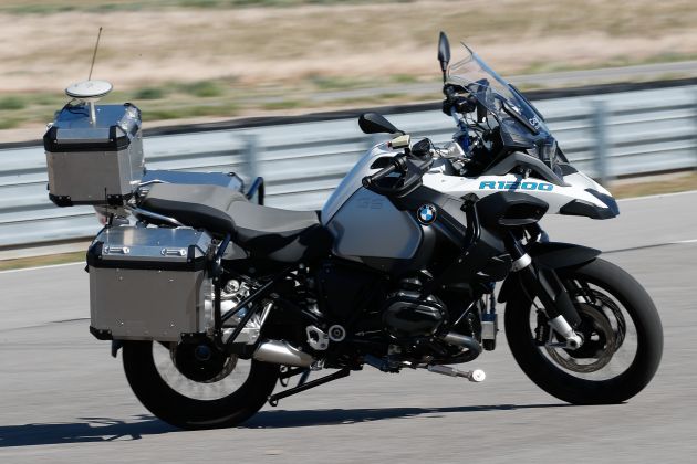 BMW tunjukkan R1200GS autonomous serta pelbagai teknologi terkini lain untuk motosikal di Perancis