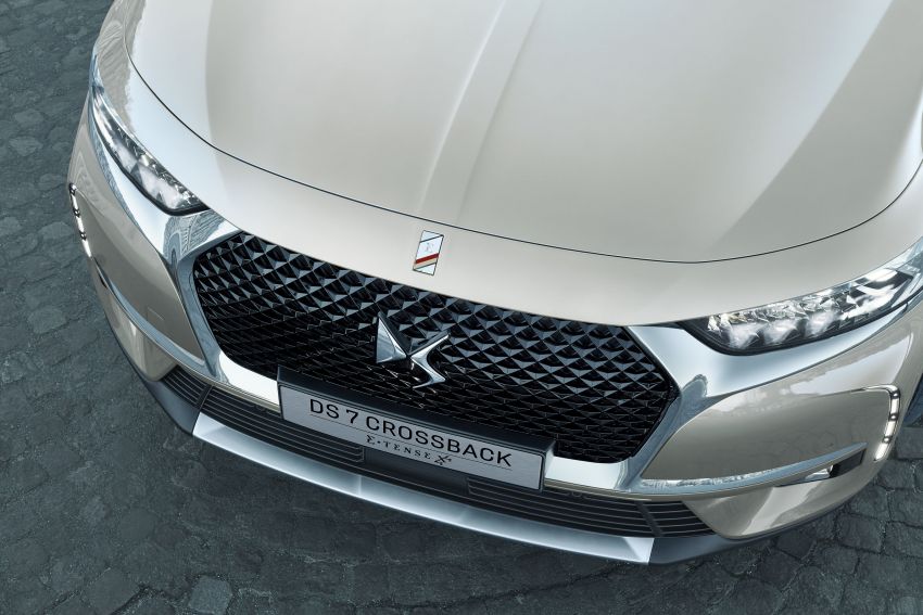 DS7 Crossback E-Tense 4×4 – SUV PHEV with 296 hp 864440