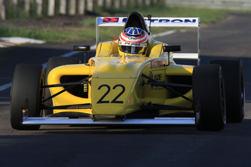 Formula 4 SEA “Fueled by Petron” – pelumba M’sia juarai dua daripada tiga perlumbaan; Ghiretti teratas 860511