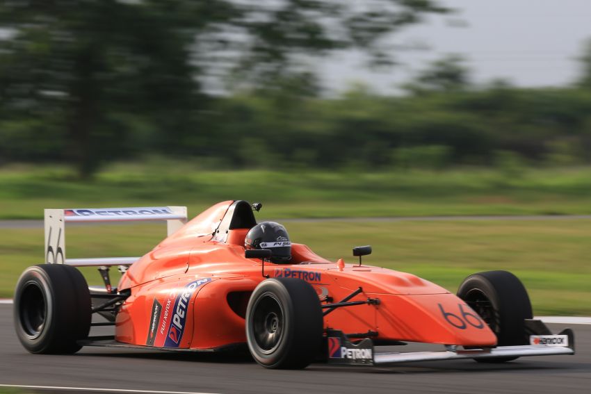 “Formula 4 SEA Fueled by Petron” – Ghiretti ungguli saingan di India; Muizz menang perlumbaan ketiga 857937