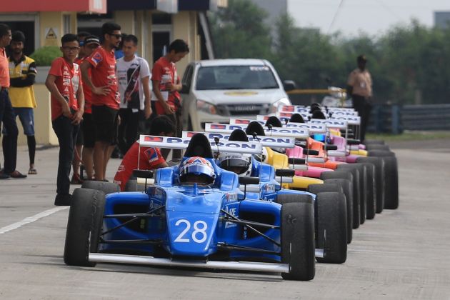 Formula 4 SEA Fueled by Petron – Ghiretti leads in India; Muizz wins Race 3, third in points overall