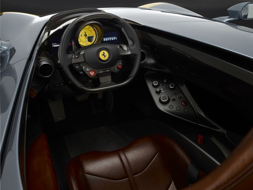 Ferrari Monza SP1 and SP2 – 809 hp of open-top fury 862515