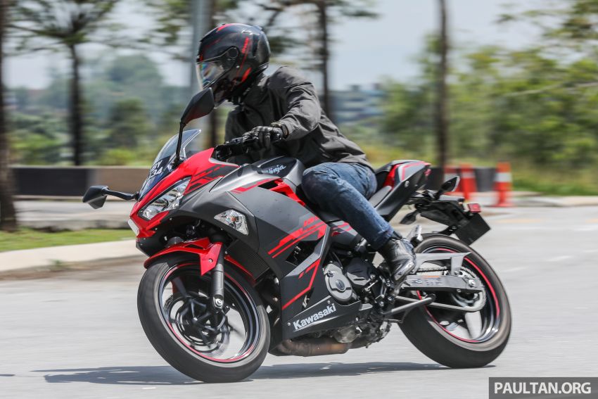 REVIEW: 2019 Kawasaki Ninja 250 – the Ninja attacks 863962