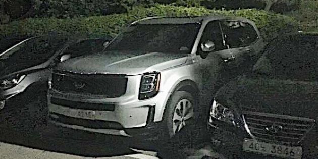 Kia Telluride spotted completely without any disguise