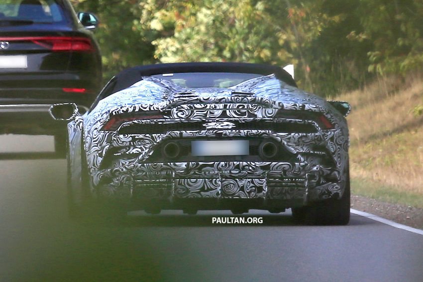 SPIED: Lamborghini Huracan Spyder facelift spotted Image #865602