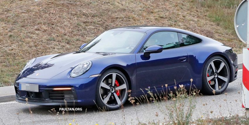 SPYSHOTS: 992-generation Porsche 911 uncovered 857061