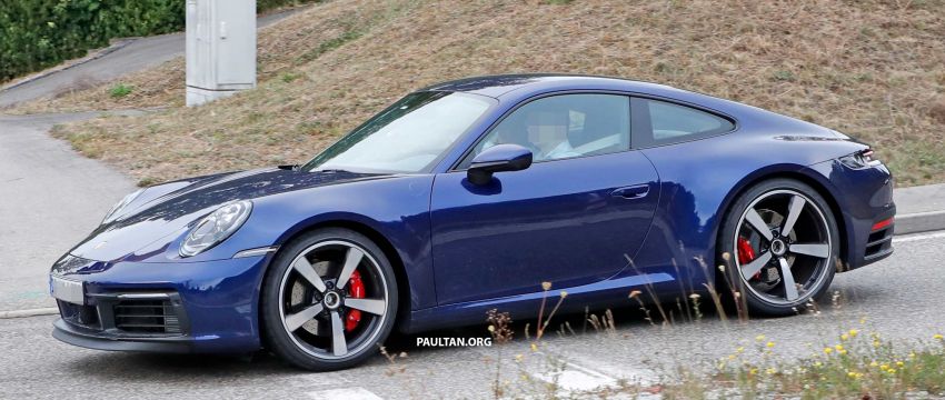 SPYSHOTS: 992-generation Porsche 911 uncovered 857063