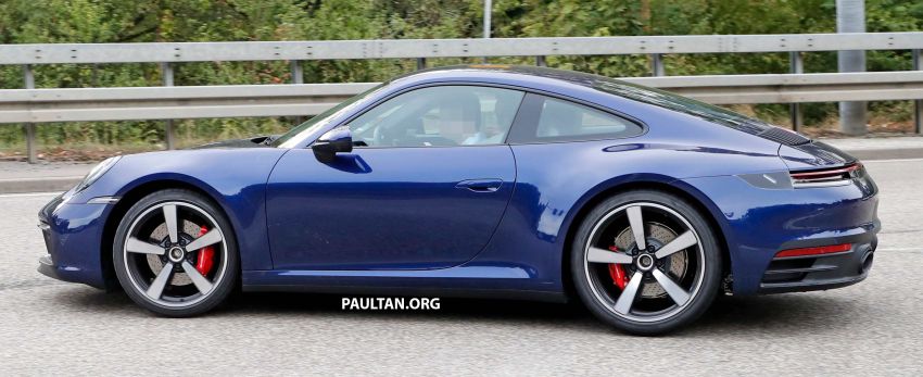 SPYSHOTS: 992-generation Porsche 911 uncovered 857067