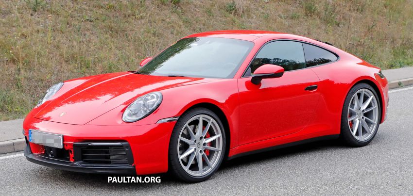 SPYSHOTS: 992-generation Porsche 911 uncovered 857050