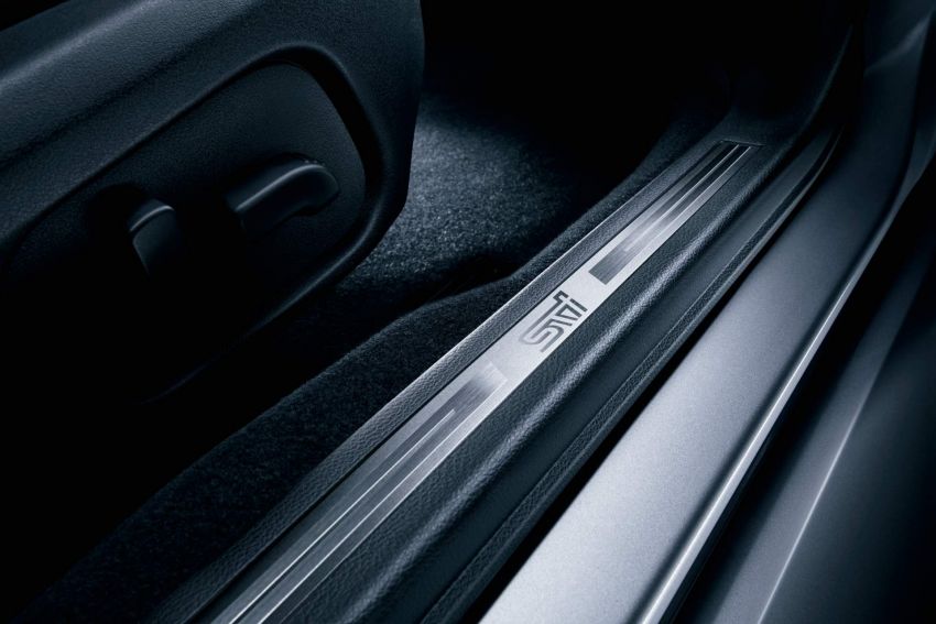 Subaru WRX S4 STI Sport – badges, leather, Bilsteins 857630