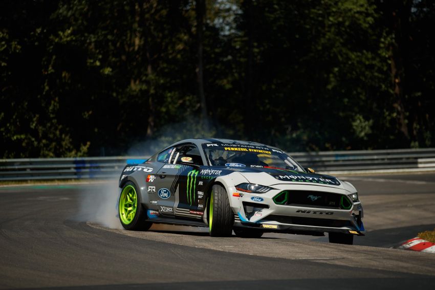 VIDEO: Ford Mustang drifts the entire Nurburgring 865383