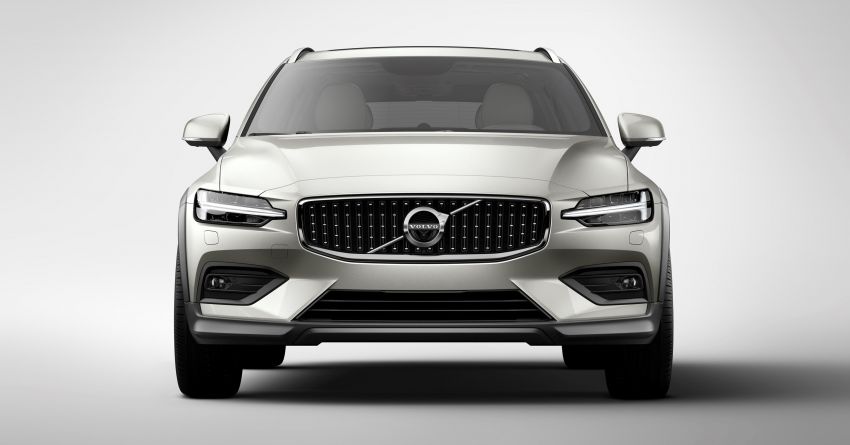 New Volvo V60 Cross Country debuts – off-road wagon 864908