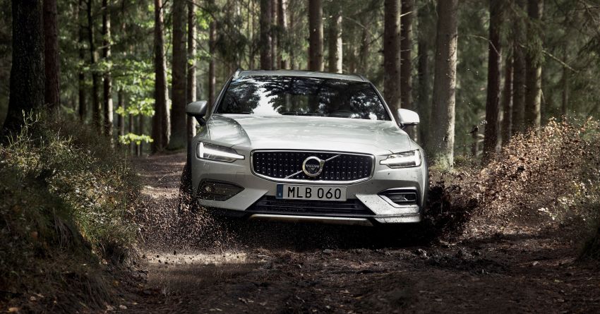 New Volvo V60 Cross Country debuts – off-road wagon 864893