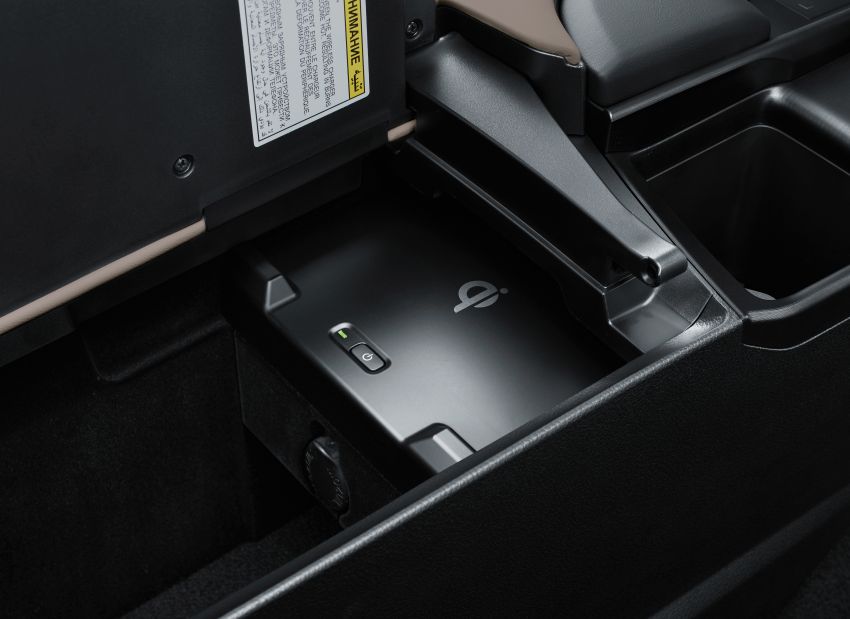 Lexus ES 2019 dilancar di Jepun – kamera pandangan-sisi pertama di dunia, ES 300h hybrid, RM216k-RM259k 878979