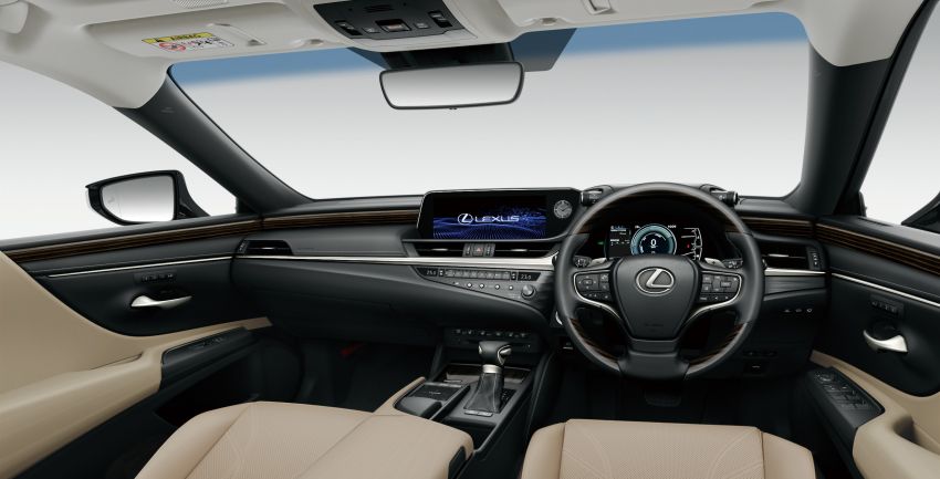 Lexus ES 2019 dilancar di Jepun – kamera pandangan-sisi pertama di dunia, ES 300h hybrid, RM216k-RM259k 878994