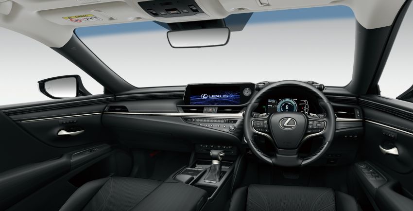 Lexus ES 2019 dilancar di Jepun – kamera pandangan-sisi pertama di dunia, ES 300h hybrid, RM216k-RM259k 878996