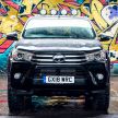 Toyota Hilux Invincible 50 – rai ulangtahun ke-50 tahun Hilux, dibina hanya 50 unit, untuk pasaran UK sahaja