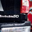 Toyota Hilux Invincible 50 – rai ulangtahun ke-50 tahun Hilux, dibina hanya 50 unit, untuk pasaran UK sahaja