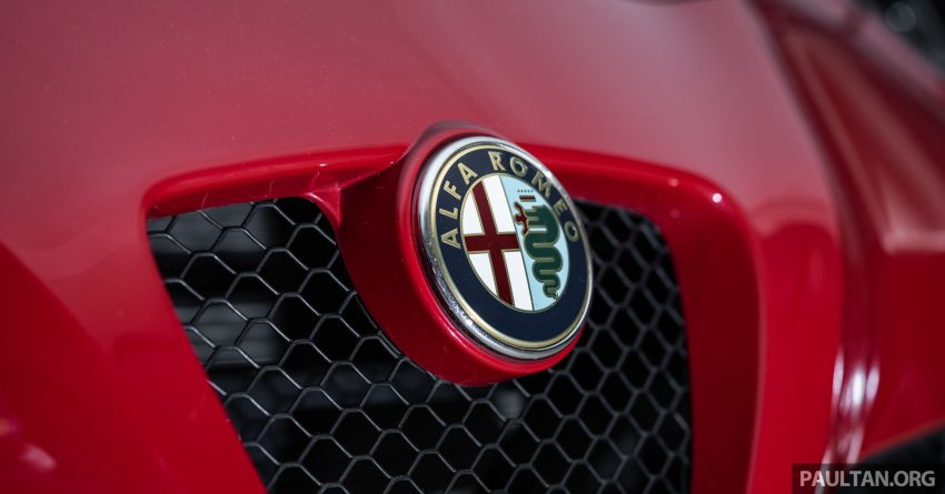 Alfa Romeo to debut “something new” at Geneva show 873172