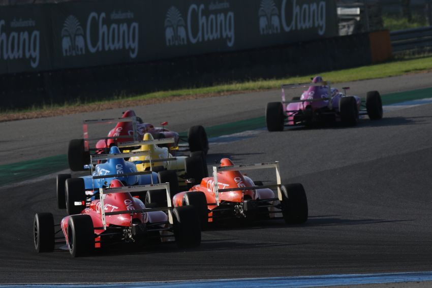 Formula 4 SEA – Ghiretti menang lima daripada enam perlumbaan di Thailand, pelumba M’sia naik podium 881297
